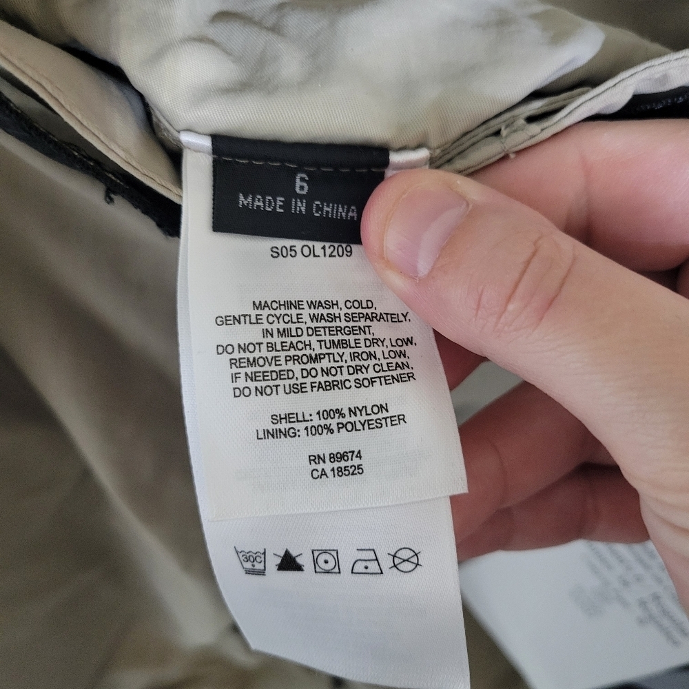 NWT Women's Mountain Hardwear Beige Canyon Pants, Size 6 - Picture 2 of 5